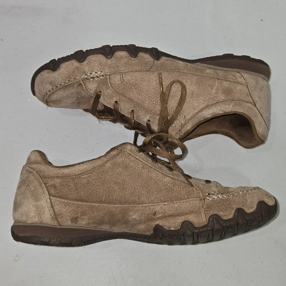 Skechers Relaxed Fit Memory Foam Tan Suede Sneakers Shoes 49336 Womens 10